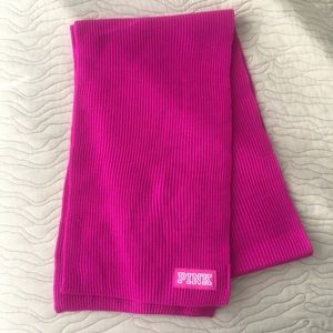 ✨SOLD✨ Victoria Secret PINK ribbed knit scarf
